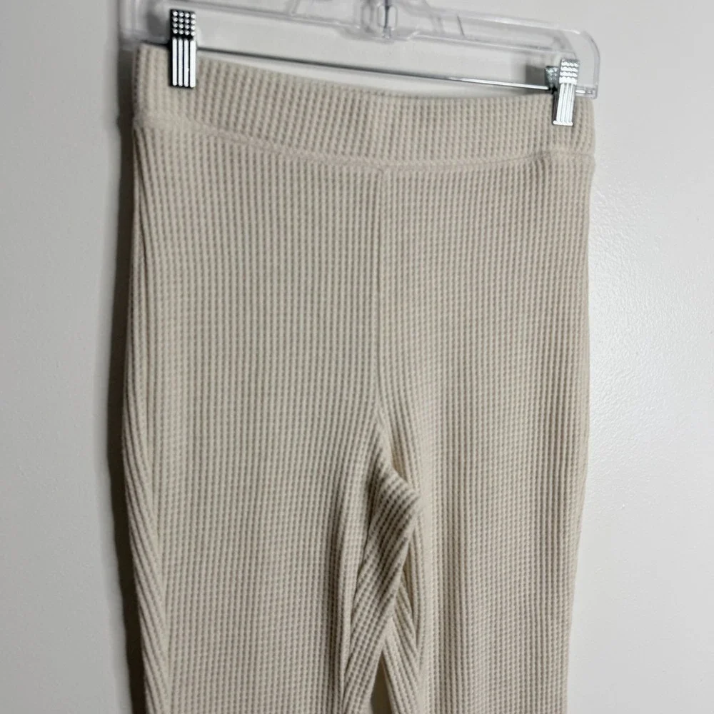 NWT Aerie Waffle Knit Flare Pant Ivory Small Pull On Stretch Minimalist - Picture 6 of 6